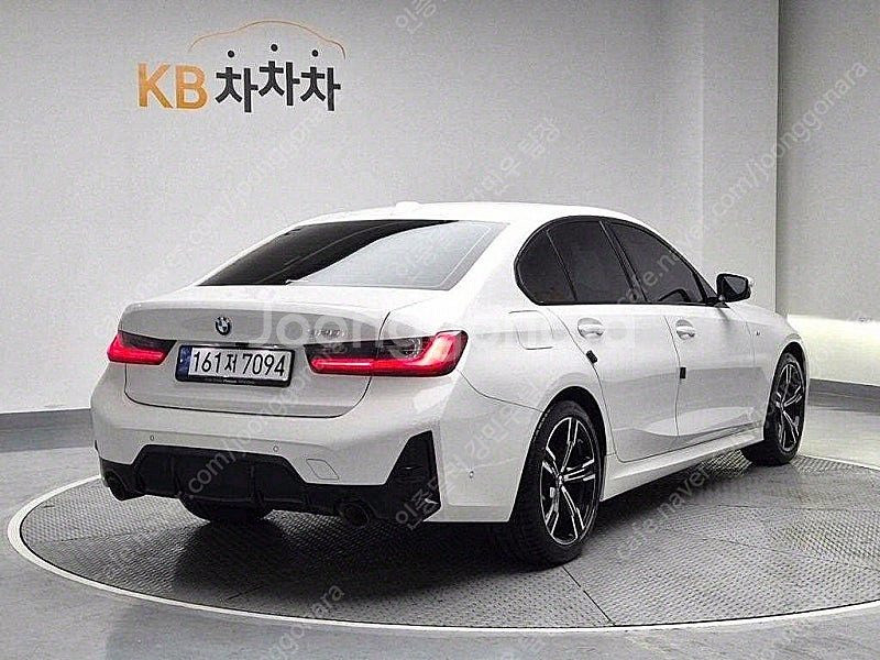 BMW 3시리즈 중고 BMW 중고 BMW 3시리즈 중고차 할부가능 흰색 2024년식 10,632km 320i M 스...--3